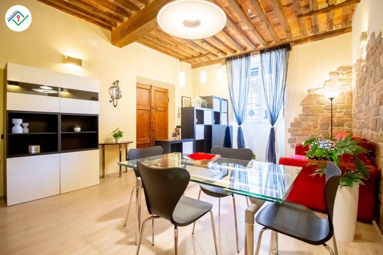 Antica Piazza Apartment By Tuscanywego Lucca Exteriör bild